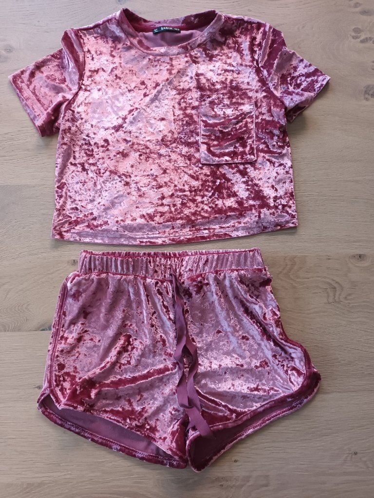 Shein korte broek en kort topje shirtje top roze maat XS, Ophalen of Verzenden, Zo goed als nieuw, Korte mouw, Roze