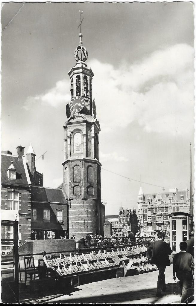 Amsterdam, Munttoren, klok, uurwerk, mannen, marktkraam, Verzenden, 1960 tot 1980, Gelopen, Noord-Holland