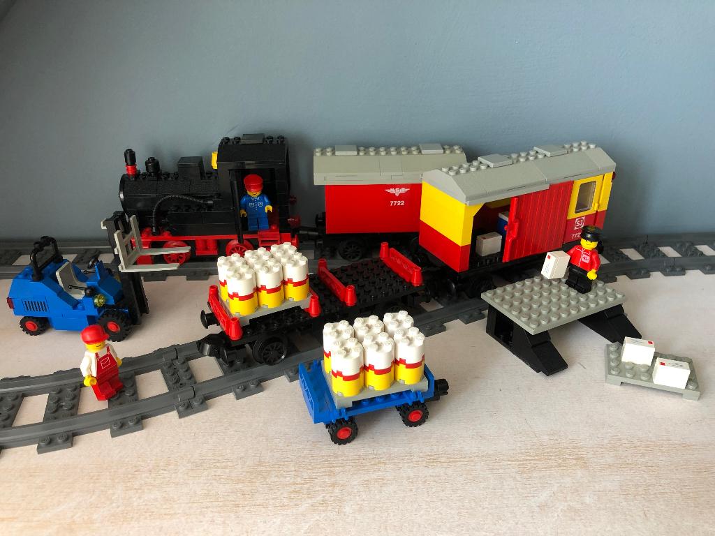 Legoland 7722 Goederentrein (1985) met powerfuncties, Compleet, Lego, Ophalen of Verzenden, Zo goed als nieuw