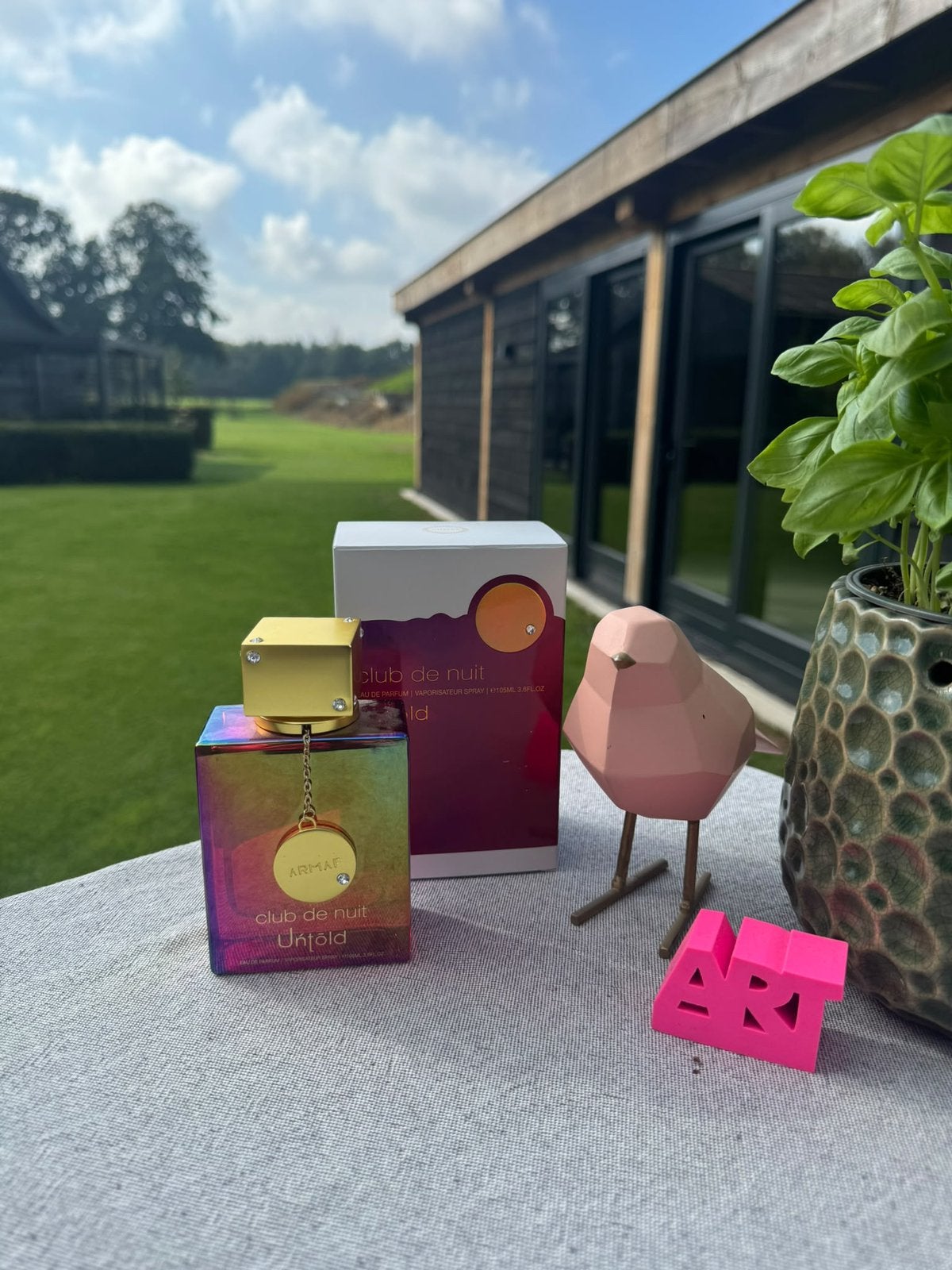 Club de nuit ~ Untold ~ 105ML, Ophalen of Verzenden, Zo goed als nieuw