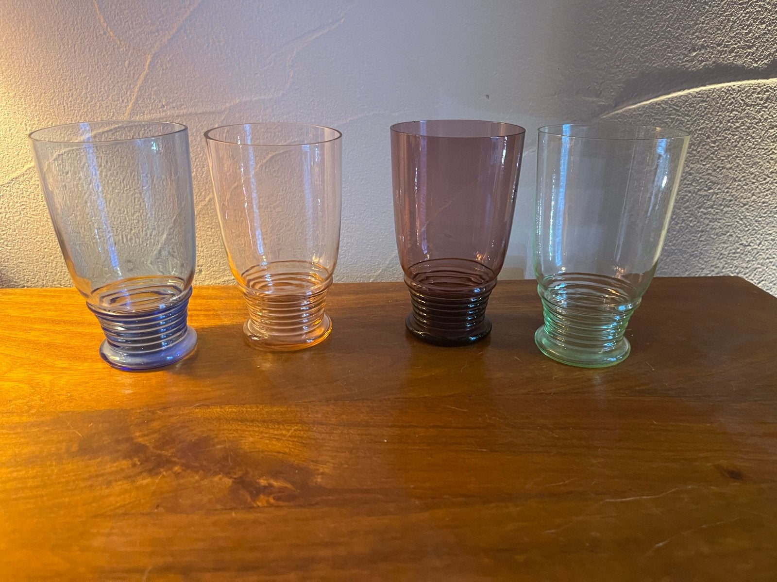 Set van 4 vintage gekleurde glazen - uraniumglas / annagroen, Antiek en Kunst, Ophalen of Verzenden