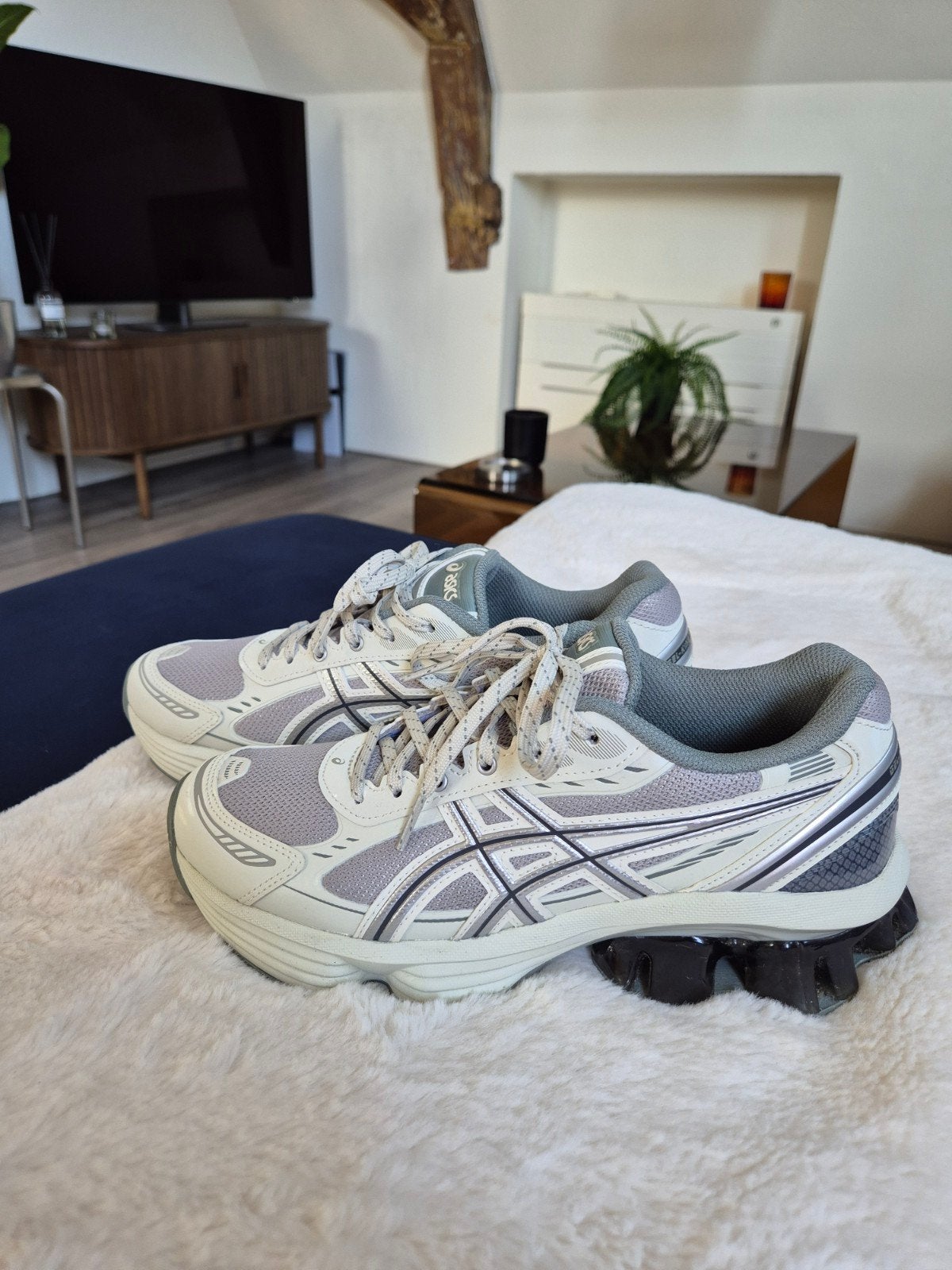 ASICS Gel-Kinetic Fluent Seal Grey Pure Silver - Maat 39, Nieuw, Ophalen of Verzenden, Sneakers of Gympen, ASICS