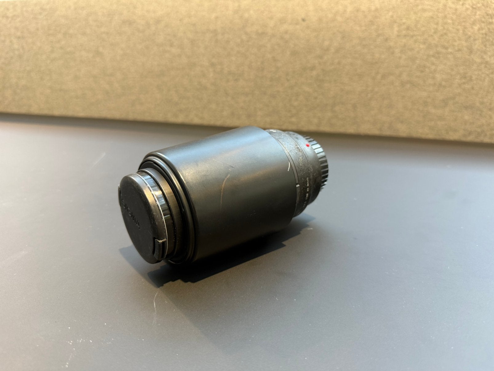 Sigma DL Zoom Objectief inclusief Zonnekap en Lensdoppen, Ophalen of Verzenden, Gebruikt, Telelens, Zoom