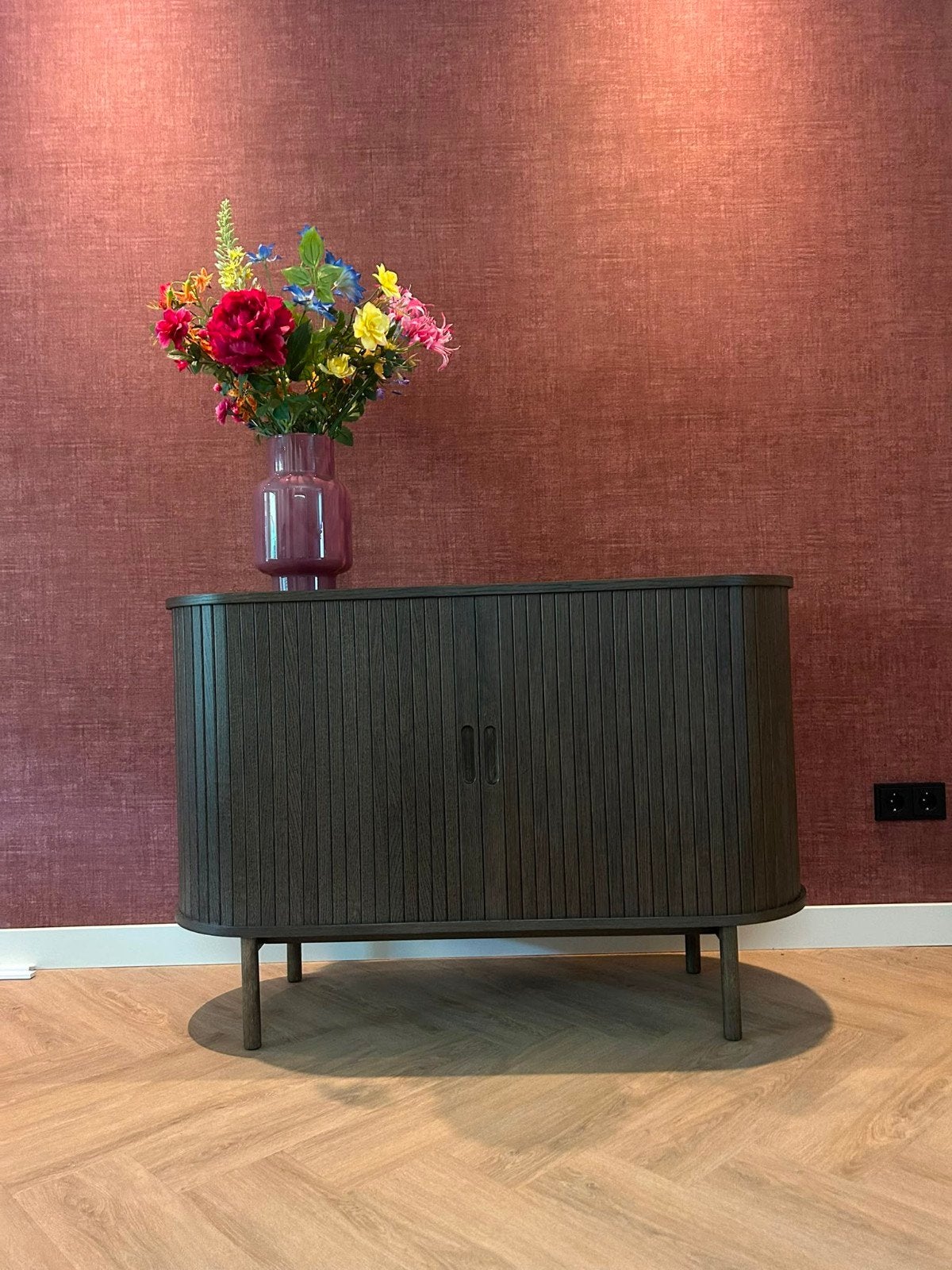 Prachtige walnoot kleur kast, Ophalen, Nieuw, 25 tot 50 cm, 50 tot 100 cm