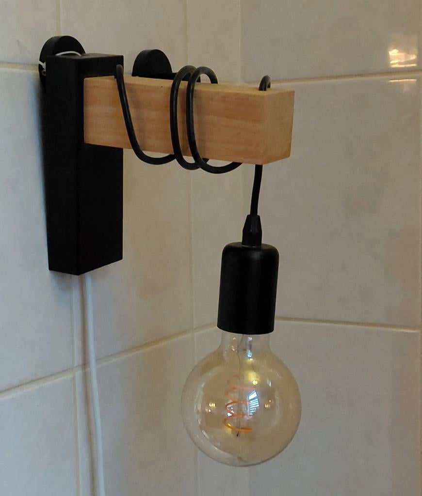 Industriële wandlamp met houten balk en Edison lamp, Ophalen of Verzenden, Zo goed als nieuw, Hout, Industrieel, Modern, Minimalistisch