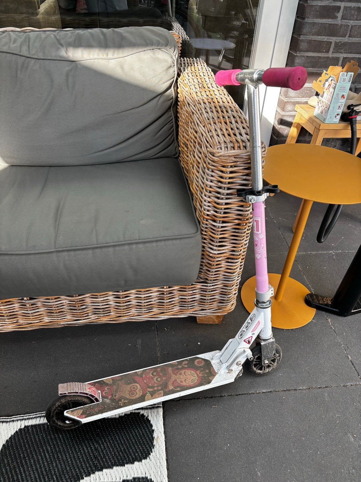Meisjes step met leuke print en hebben hem 2 keer, Fietsen en Brommers, Ophalen, Gebruikt, Gewone step