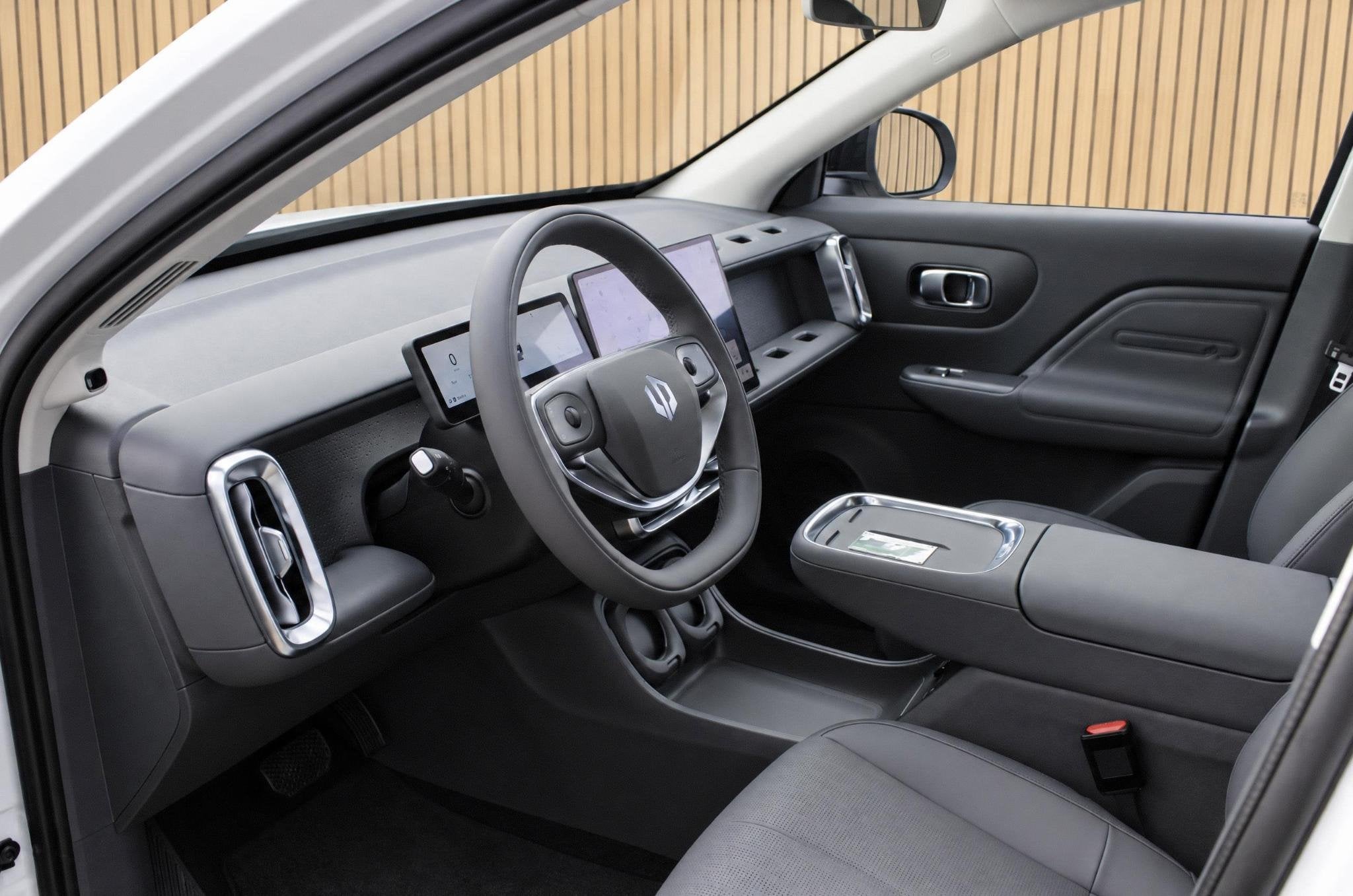 Leapmotor B10 Design ProMax 67.1 kWh NAVI / LMV / PANO, Auto's, 12 maanden, Achterwielaandrijving, Gebruikt, 750 kg