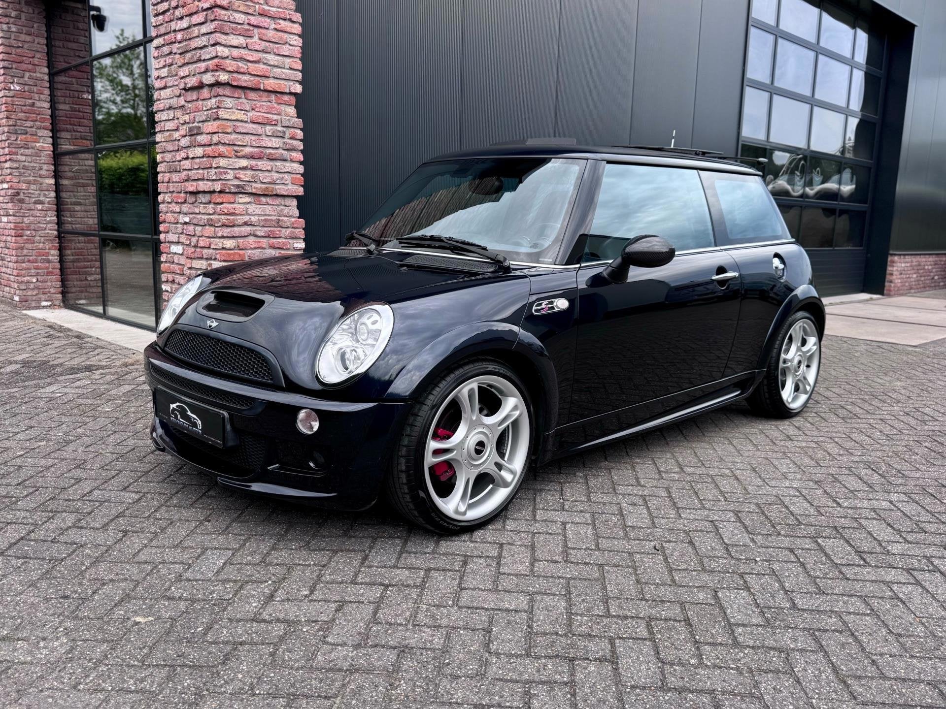 Mini Mini 1.6 Cooper S R53 JCW NAP Youngtimer Verzamelobject, Auto's, Xenon verlichting, Gebruikt, 4 cilinders, 4 stoelen