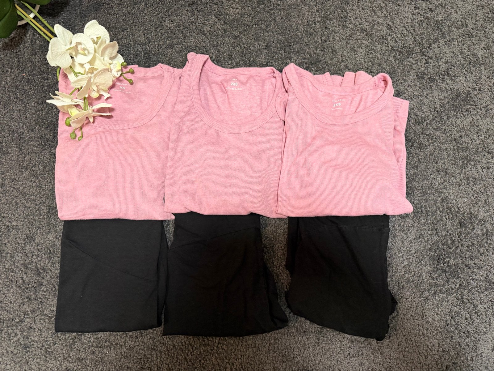 Zwangerschapskleding set: 3 tops en 3 leggings, Kleding | Dames, Overige typen, Ophalen of Verzenden, Roze, Maat 36 (S)