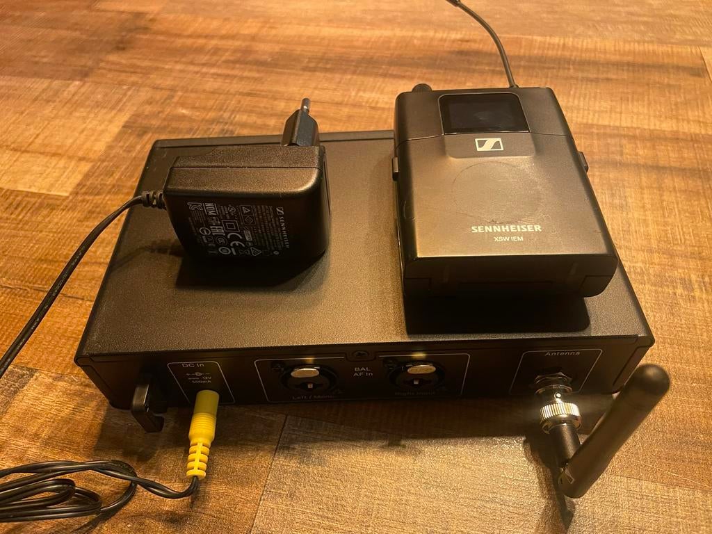 Sennheiser XSW IEM Band A, Muziek en Instrumenten, Ophalen, Gebruikt