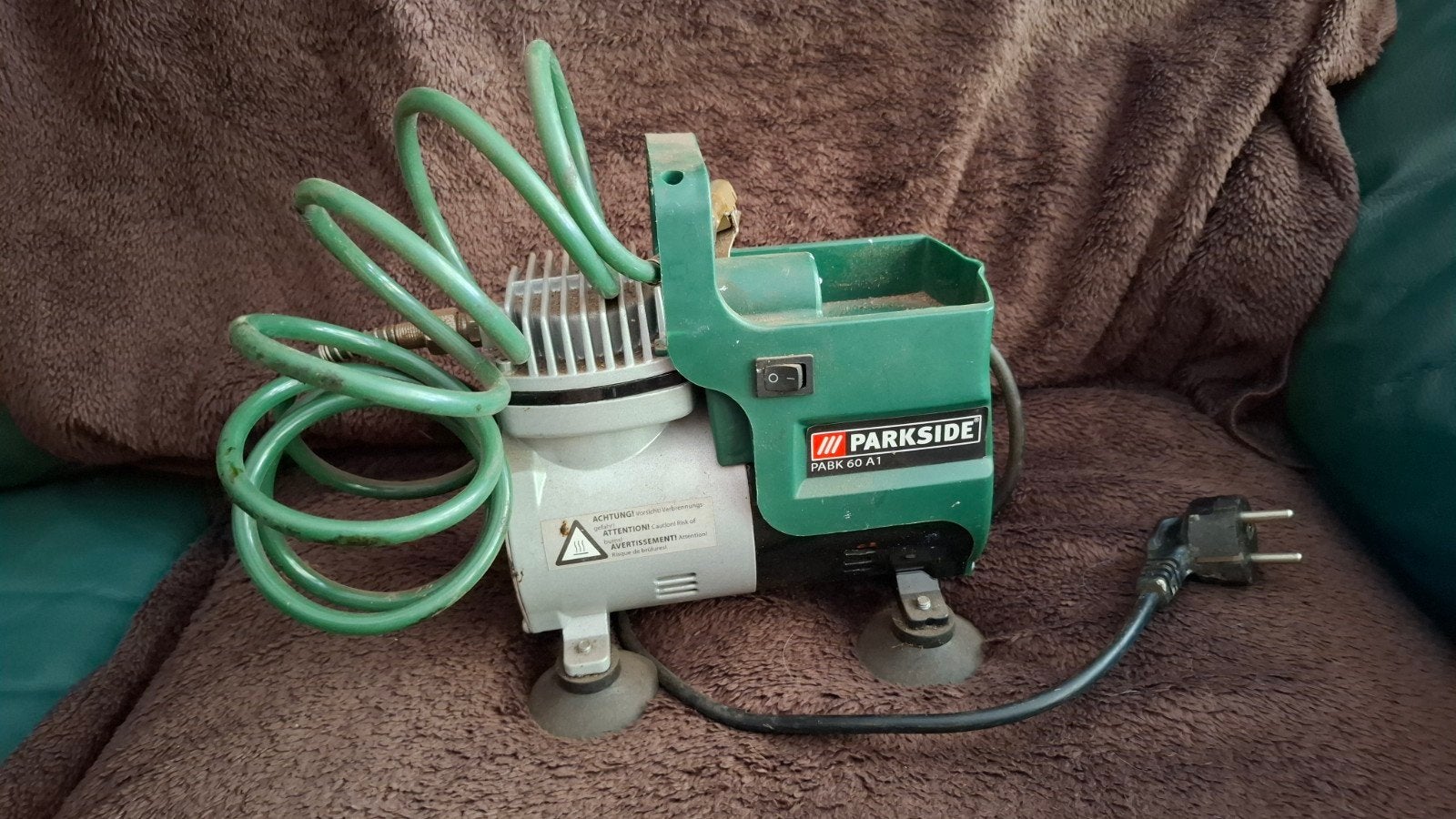 Compressor klein, Doe-het-zelf en Verbouw, Gereedschap | Slijpmachines, Ophalen, Minder dan 700 watt, Haakse handslijpmachine