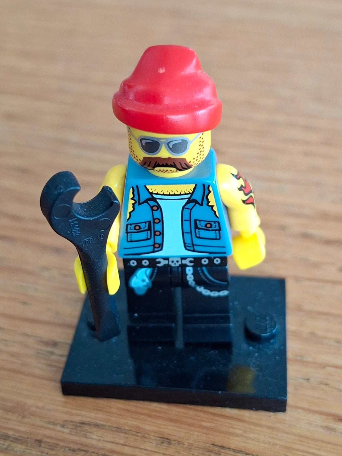 Lego Minifiguur Monteur met Moersleutel en Muts, Ophalen of Verzenden