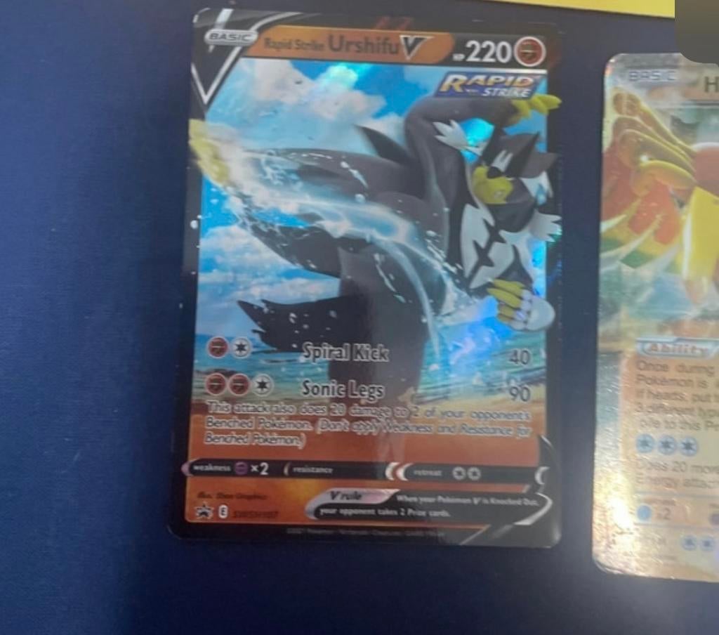 Pokémon kaarten in goede staat - Urshifu V, Ho-Oh EX, Mew VM, Ophalen of Verzenden, Zo goed als nieuw, Meerdere kaarten, Foil