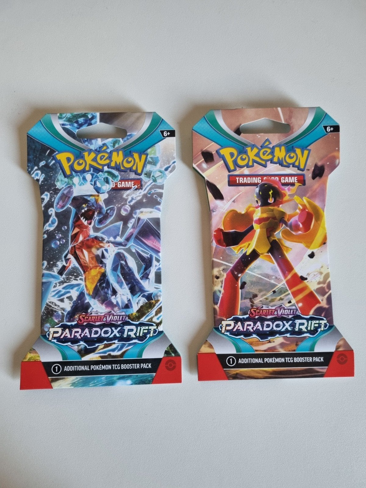 Pokémon TCG Scarlet & Violet Paradox Rift Booster Packs, Ophalen of Verzenden, Nieuw, Booster, Foil