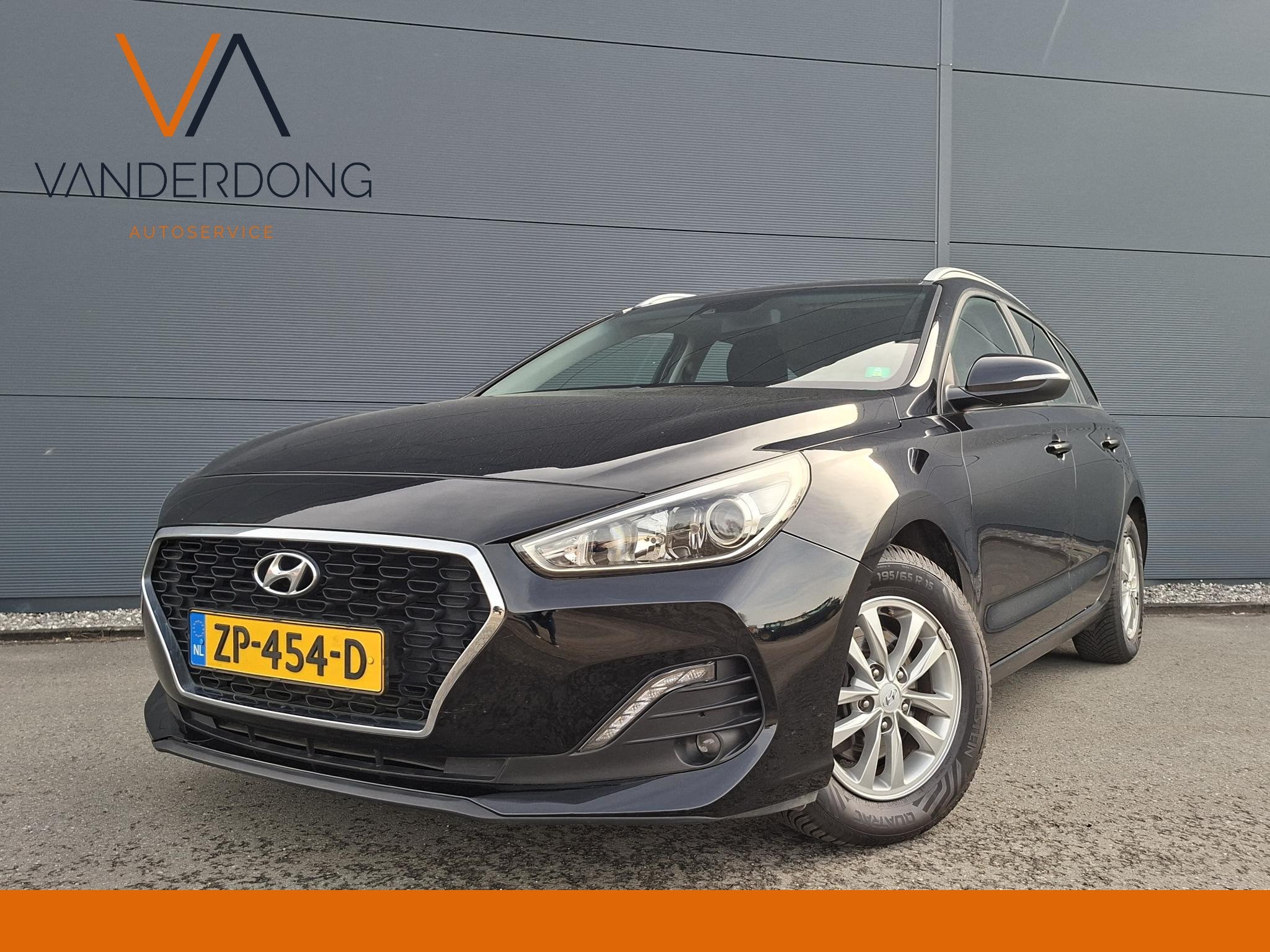 Hyundai i30 Wagon 1.4 T-GDI Comfort | Navi | Cruise | CarPla, Auto's, Stof, Euro 6, 4 cilinders, Zwart