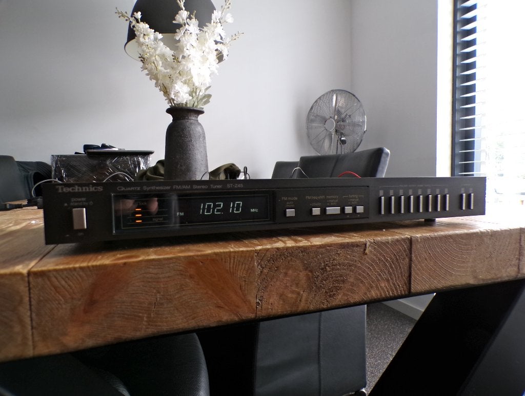 Mooie Vintage Technics Quartz FM/AM tuner type ST-Z45, Ophalen of Verzenden, Gebruikt