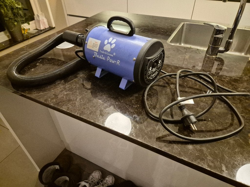 Tools 2 Groom, Overige merken, Ophalen of Verzenden, Zo goed als nieuw, Waterblazer/föhn