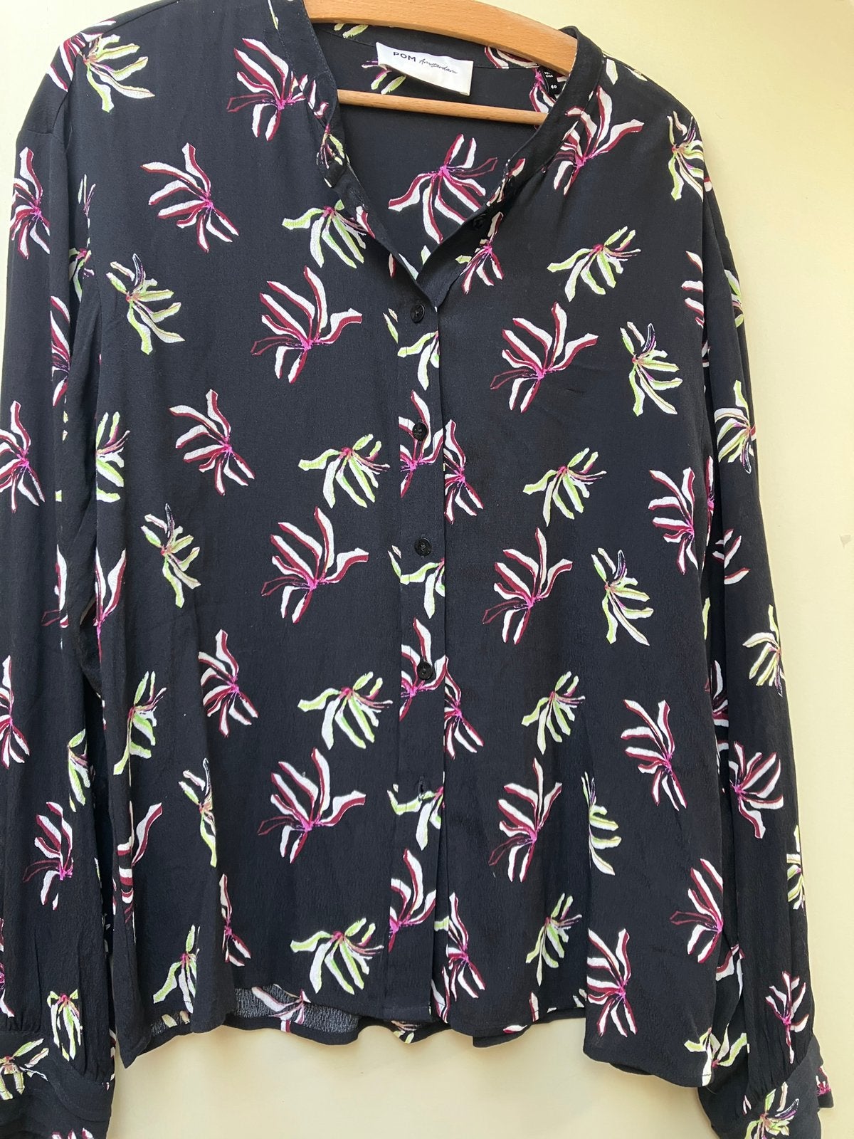 Schitterende blouse van Pom Amsterdam mt 40, Ophalen of Verzenden, Zo goed als nieuw, Maat 38/40 (M), Zwart