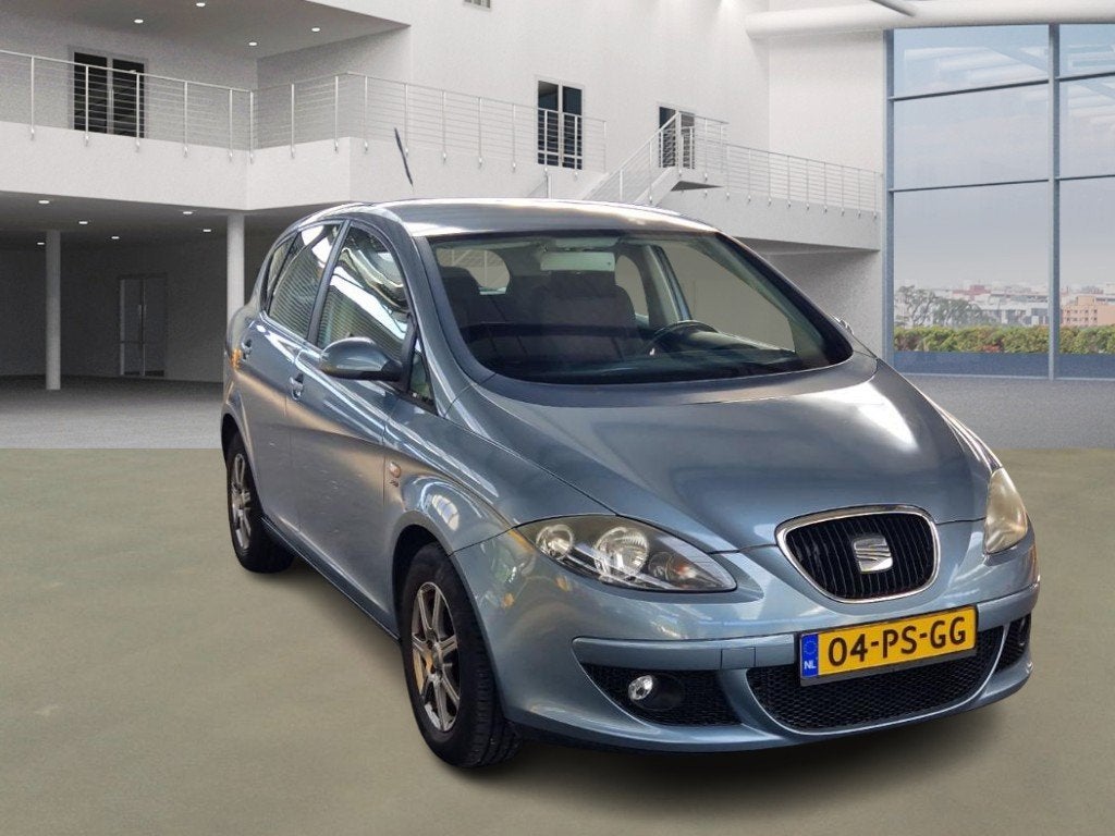 Seat Toledo 2.0 FSI Stylance AIRCO CRUISE PDC, Voorwielaandrijving, 1374 kg, 730 kg, Gebruikt