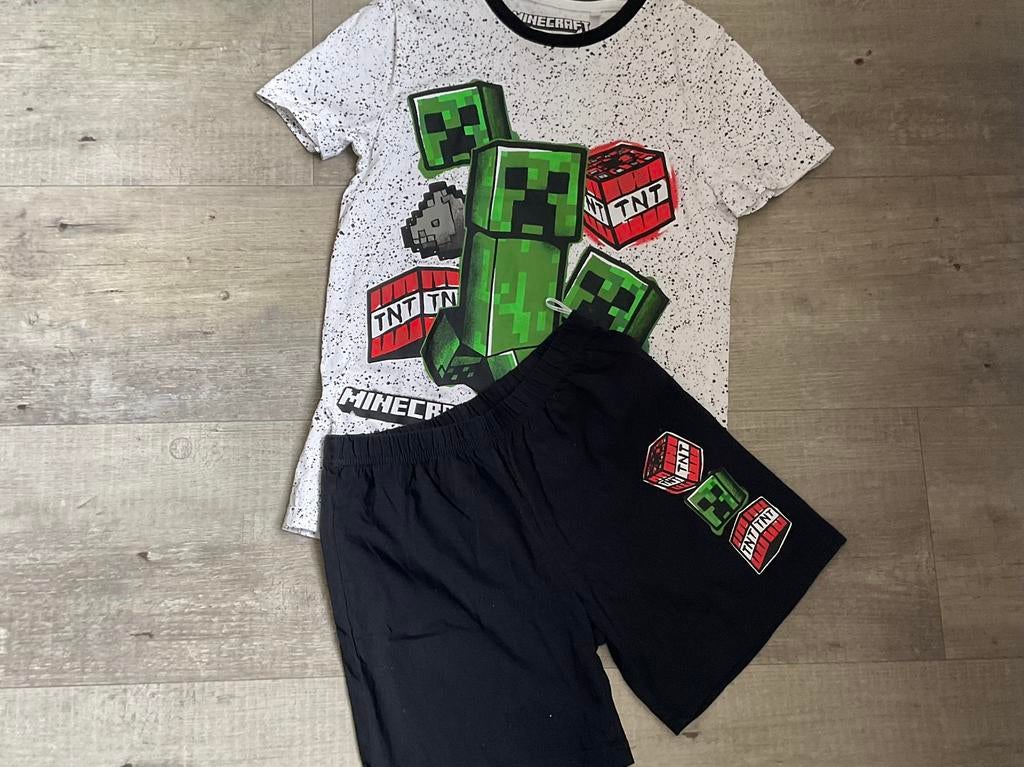 Minecraft T-shirt en korte broek set - Maat 146, Ophalen of Verzenden, Zo goed als nieuw, Jongen, Setje