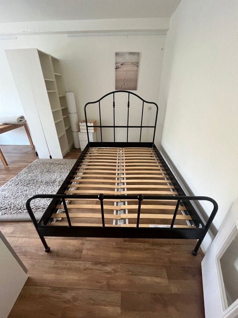IKEA SAGSTUA (160x200) Bed Frame, Huis en Inrichting, Slaapkamer | Bedden, Ophalen, Gebruikt, Eenpersoons, Zwart