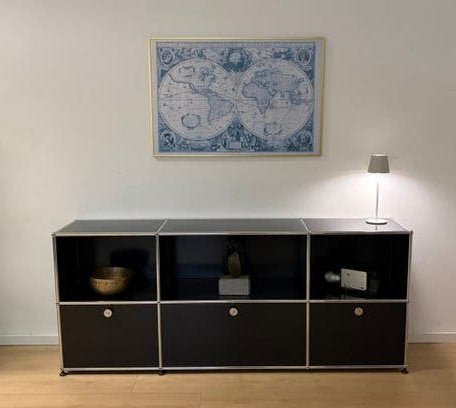 USM Haller sideboard in black with 3 folding doors, Huis en Inrichting, Ophalen, Gebruikt