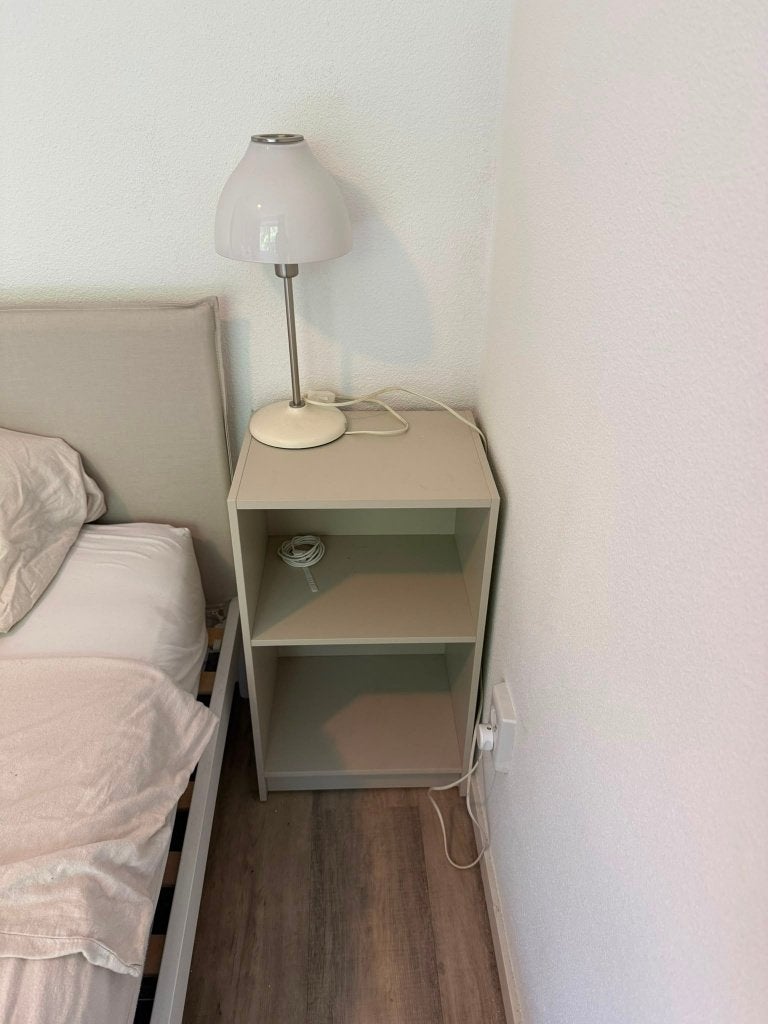 IKEA GURSKEN nachtkastje lichtbeige, open vakken, Ophalen, Gebruikt, Minder dan 45 cm, 55 tot 70 cm