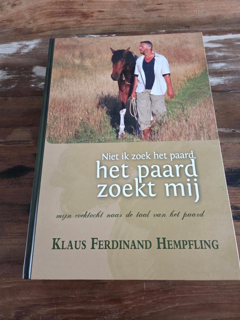 Niet ik zoek het paard, het paard zoekt mij, Klaus Ferdinand Hempfling, Ophalen of Verzenden, Zo goed als nieuw, Balsport