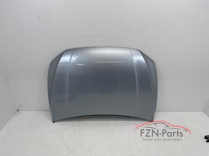 VW Golf 8 Facelift Motorkap LM7P Oyster Silver, Ophalen of Verzenden, Gebruikt, Motorkap