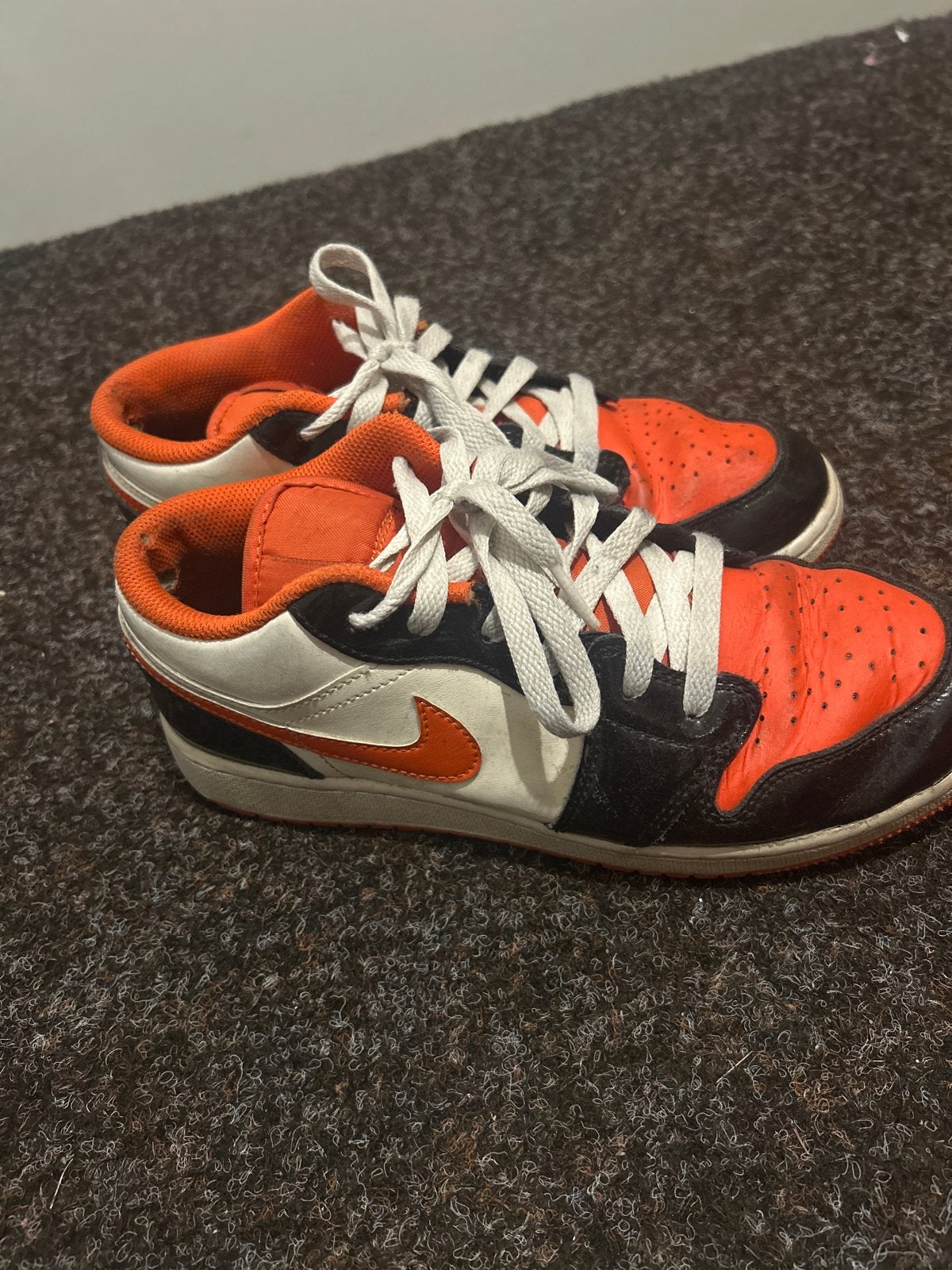 Nike Jordan Sneakers Oranje/Zwart - Maat 38, Ophalen of Verzenden, Gebruikt, Jongen of Meisje, Sportschoenen