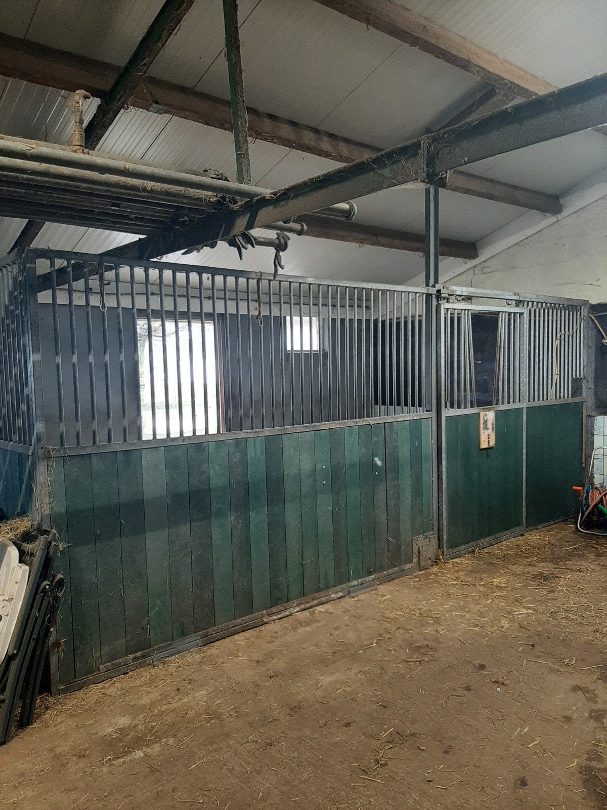 1 plekje vrij op DIY stal, Dieren en Toebehoren, Stalling, 1 paard of pony