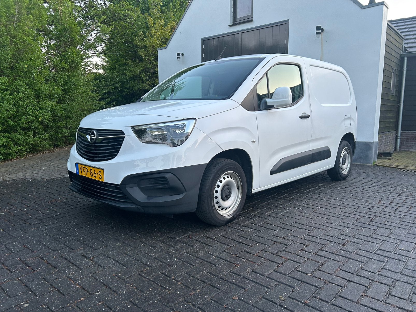 Opel Combo Cargo GB 1.6 Diesel 75pk L1h1 2020 Wit, Auto's, Bestelauto's, Voorwielaandrijving, 74 pk, 680 kg, 4 cilinders