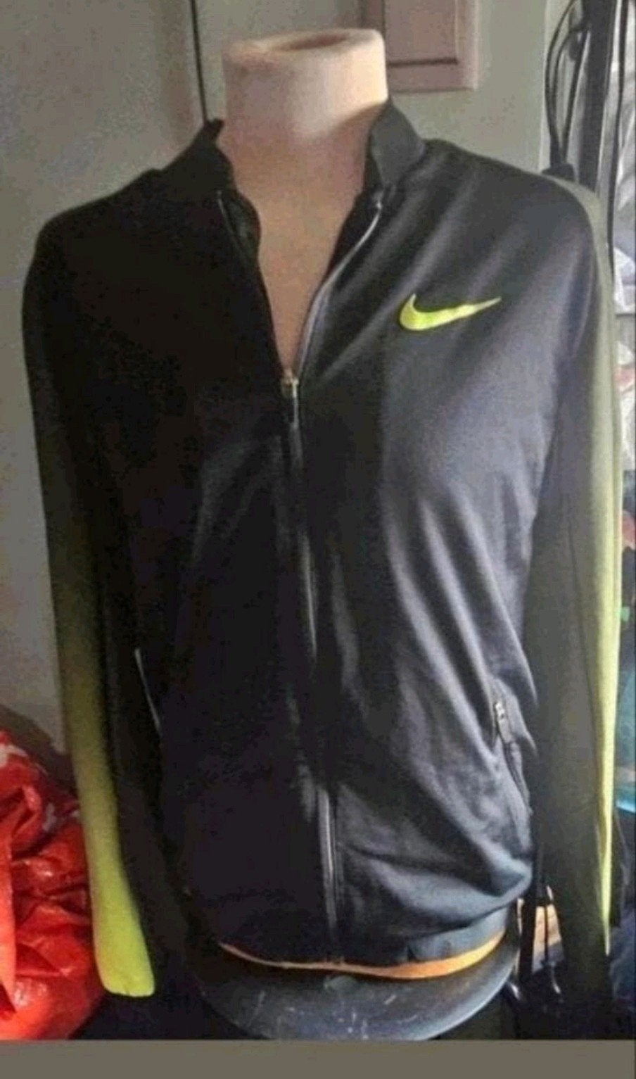 Nike zwart met groen vest, Maat 48/50 (M), Zwart, Nike, Ophalen of Verzenden