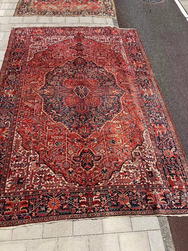 Prachtig Heriz Perzisch Tapijt – 365x265 cm – Scherpe Prijs