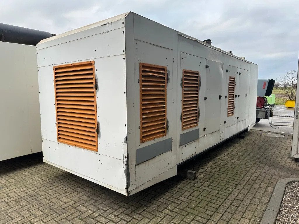 Perkins 4006-23TAG3A Stamford 900 kVA Silent generatorset, Ophalen of Verzenden