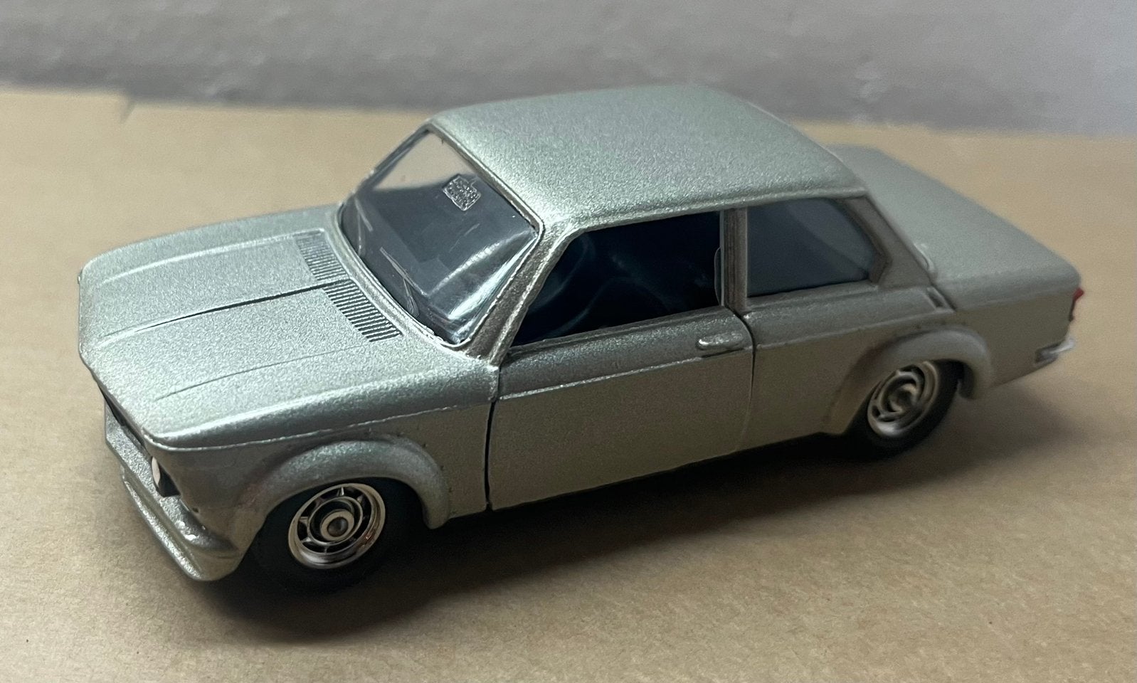 1:43 Solido , BMW 2002 Turbo, Hobby en Vrije tijd, Modelauto's | 1:43, Ophalen of Verzenden, Zo goed als nieuw, Auto, Solido