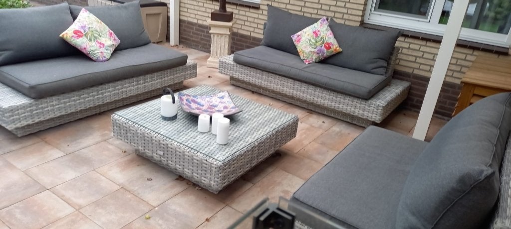 loungeset, Ophalen, 5 zitplaatsen, Kunststof, Gebruikt