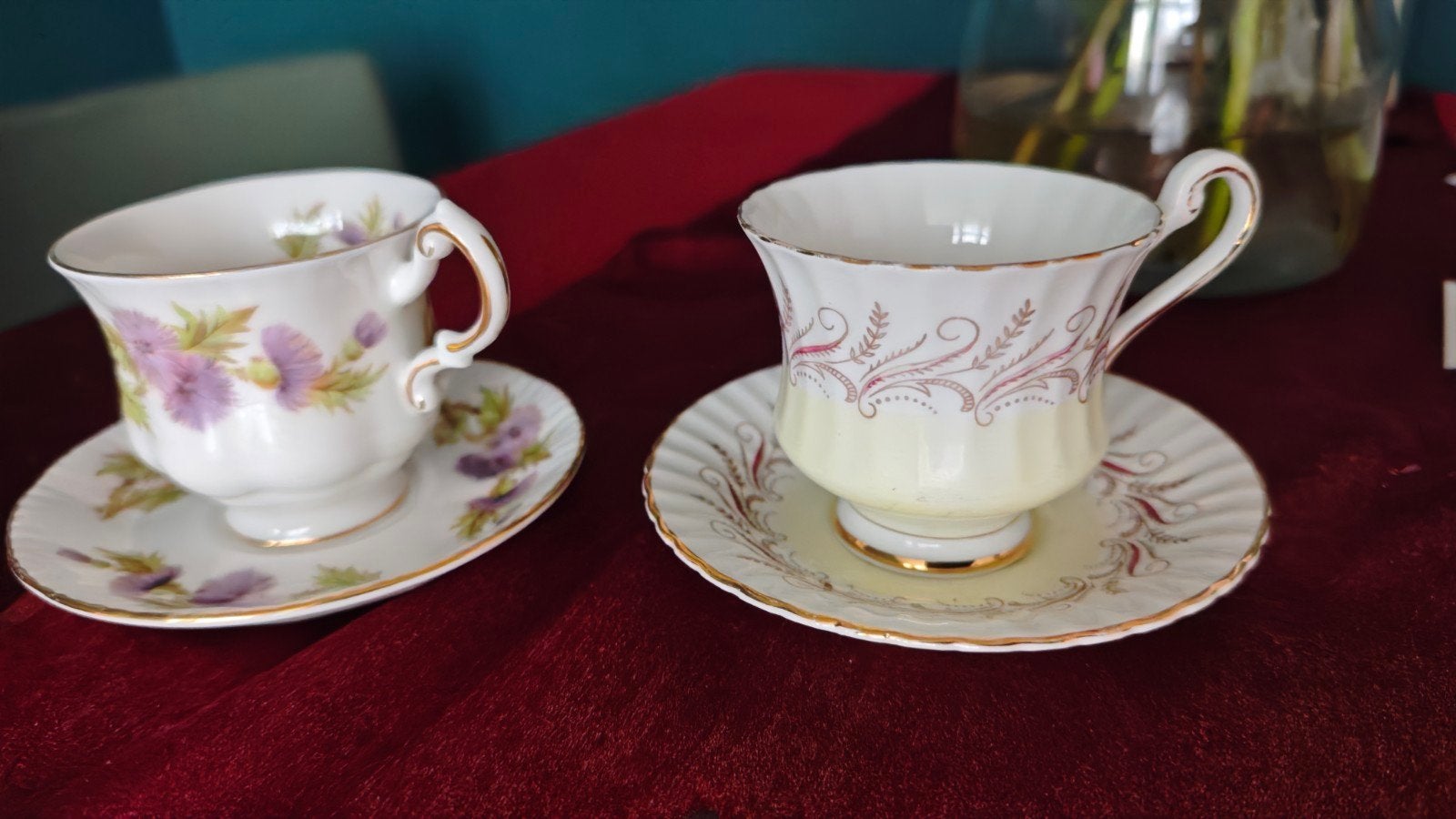 Set van 2 Vintage Royal Standard & Paragon theekopjes, Ophalen