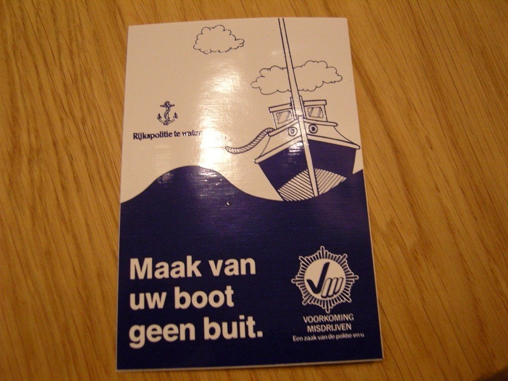 sticker Politie Rijkspolitie te Water Maak van uw boot geen, Ophalen, Zo goed als nieuw