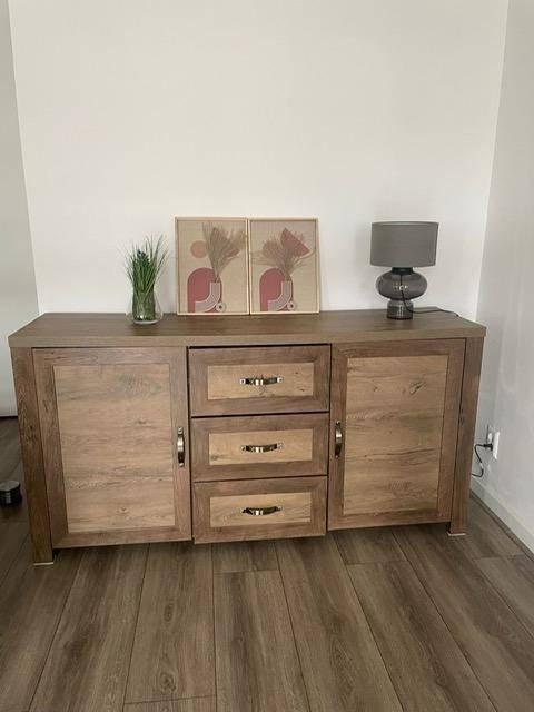 Moet nu weg – prachtig JUNGEN dressoir, Huis en Inrichting, Kasten | Dressoirs, Zo goed als nieuw, 150 tot 200 cm, 25 tot 50 cm
