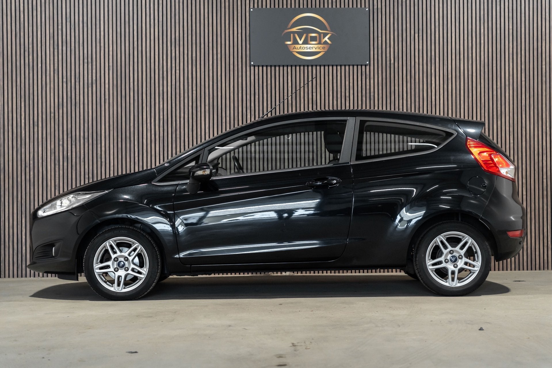Ford Fiesta NAP Navi Airco PDC Cruise New Disti+Waterpomp, Auto's, Ford, Euro 5, Stof, Gebruikt, Zwart