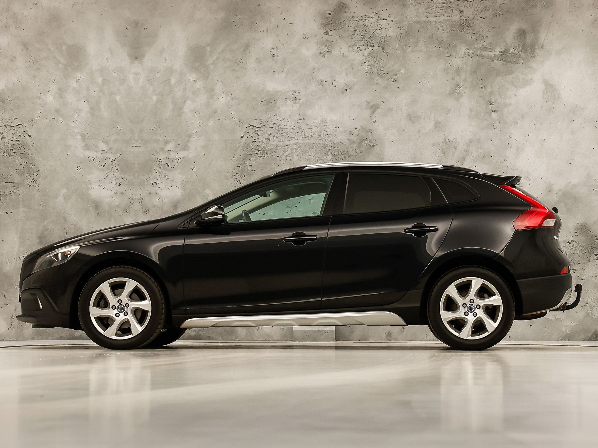 Volvo V40 Cross Country 1.6 T4 Sport 179Pk (NAVIGATIE, CLIMA, Auto's, Volvo, Voorwielaandrijving, Gebruikt, Zwart, 4 cilinders