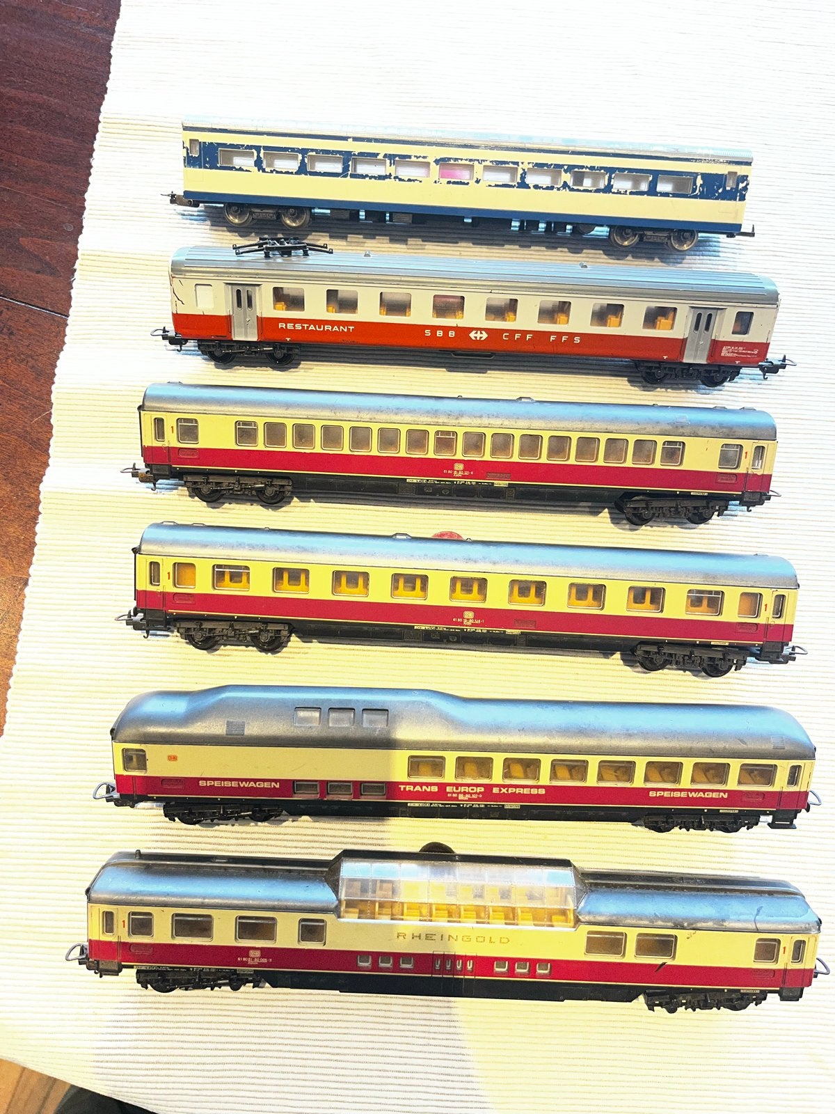 6 stuks Lima wagons - diverse modellen, Gebruikt, Gelijkstroom, Wagon, Ophalen of Verzenden