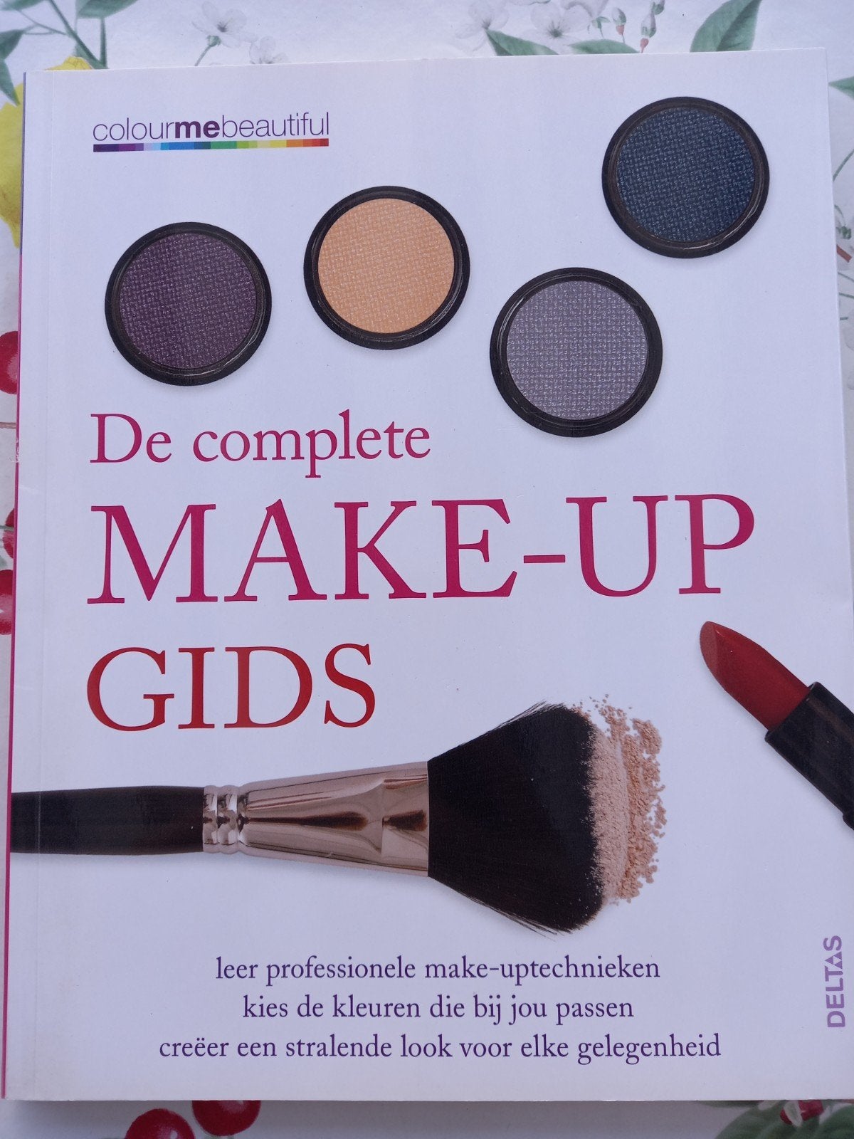 m11 Pat Henshaw - De complete make-up gids, Ophalen of Verzenden, Zo goed als nieuw, Pat Henshaw; Audrey Hanna