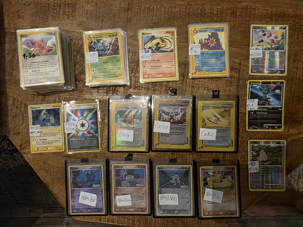 Foto 7 van Pokémon TCG: APEX-TCG Pokémon Mystery tins (30) + mini game