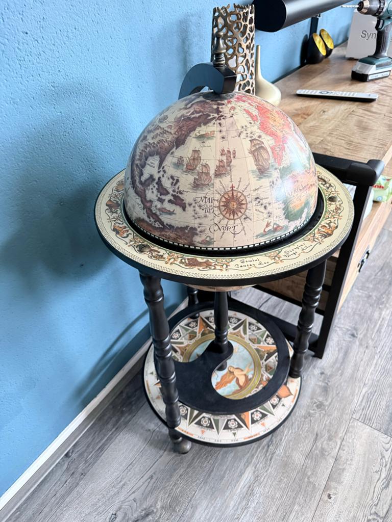 Globe bar, Ophalen of Verzenden, Zo goed als nieuw