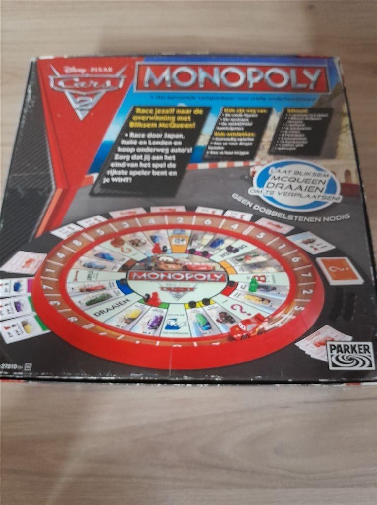 Monopoly cars 2 - s4557, Hobby en Vrije tijd, Gezelschapsspellen | Bordspellen, Verzenden, Zo goed als nieuw