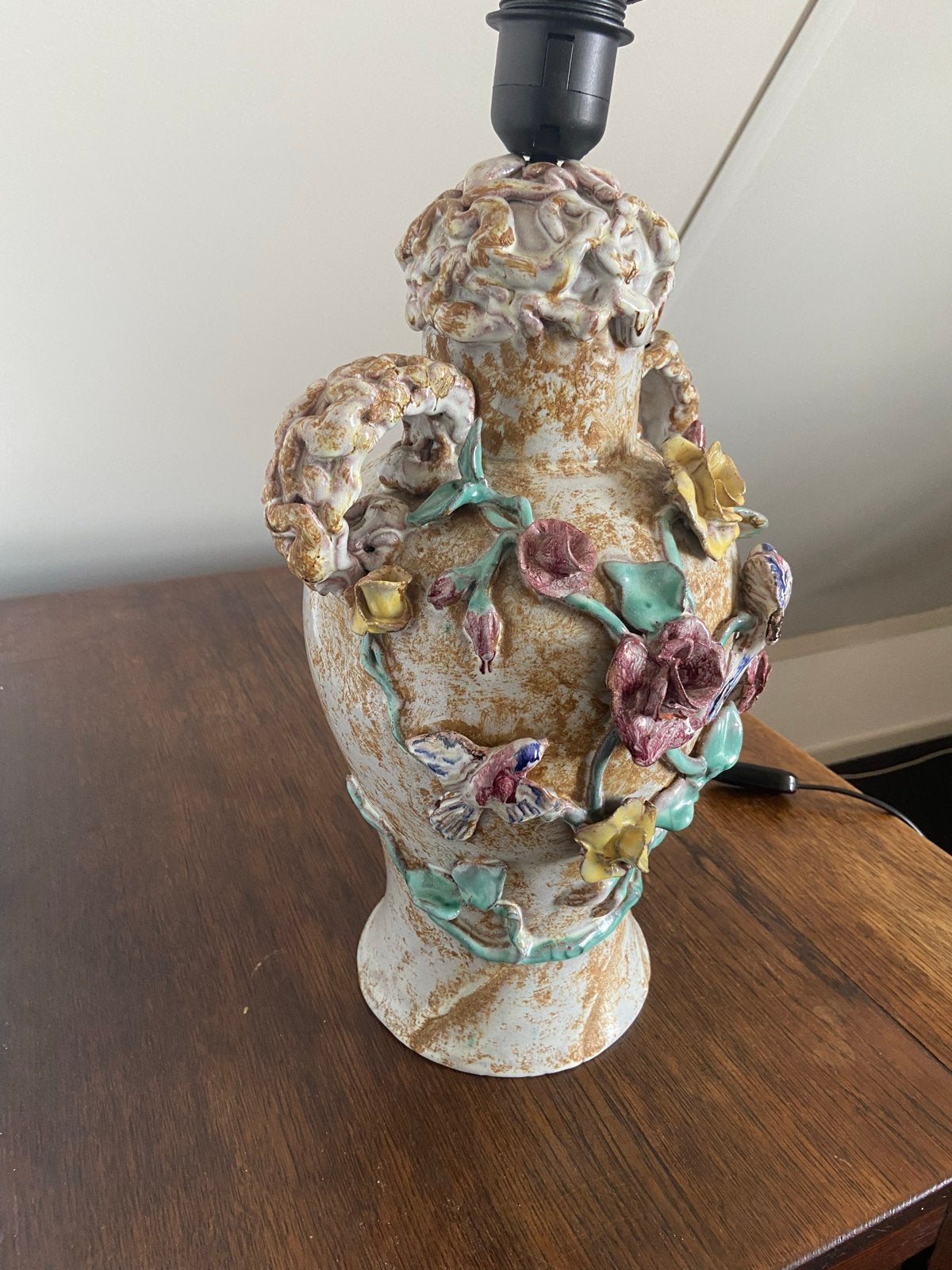 Vintage Barbotine Keramische lamp met Bloemen en Handvatten, Ophalen