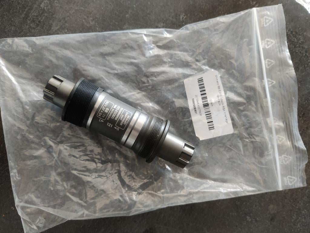 Trapas Shimano BB-ES300 68-121 BSA Octalink / Splined, Fietsen en Brommers, Fietsonderdelen, Crankstel of Pedalen, Overige materialen