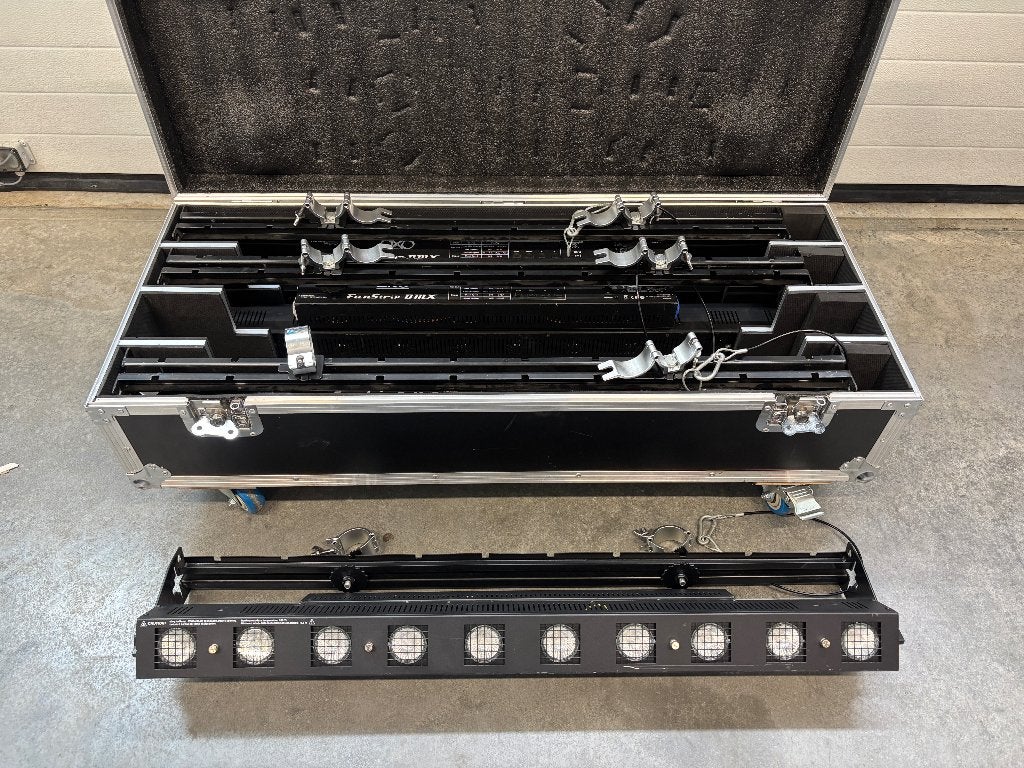 SET 4x Showtec OXO Sunstrip DMX 10x50W incl. Flightcase, Muziek en Instrumenten, Licht en Laser, Ophalen of Verzenden, Gebruikt